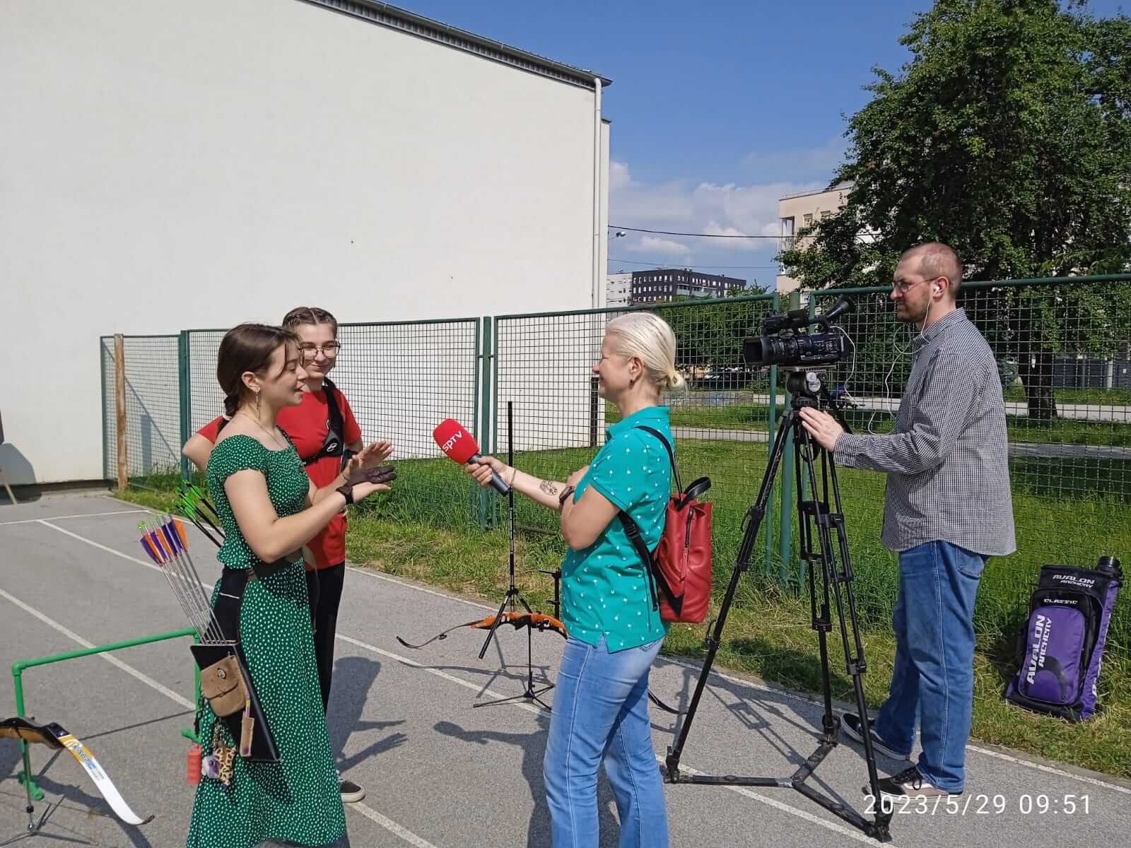 Prezentacija streličarstva - "Dan sporta OŠ Ivan Mažuranić". - slika 1